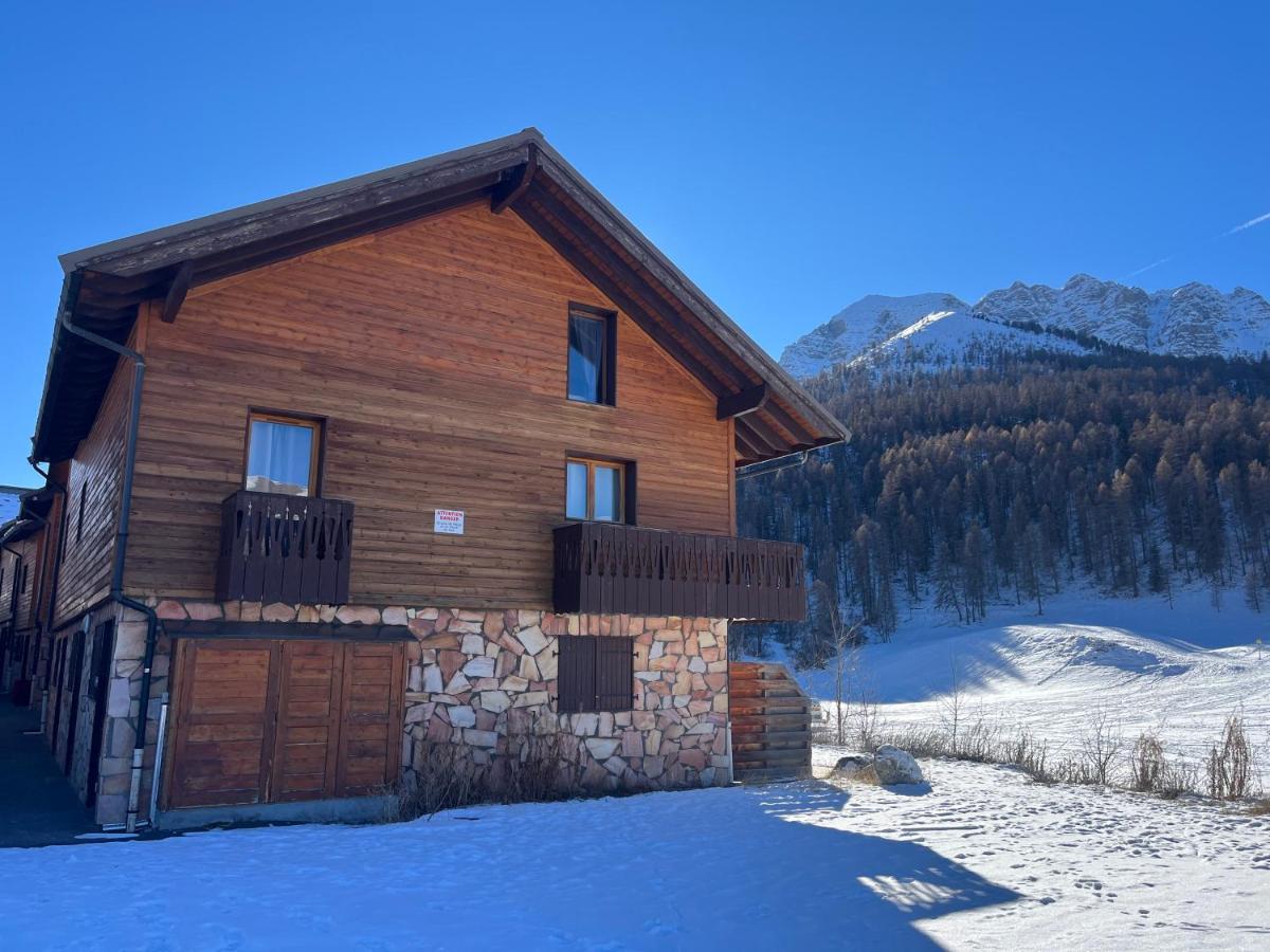 Chalet Vars 8 A 10 Personnes, Proche Des Pistes Extérieur photo
